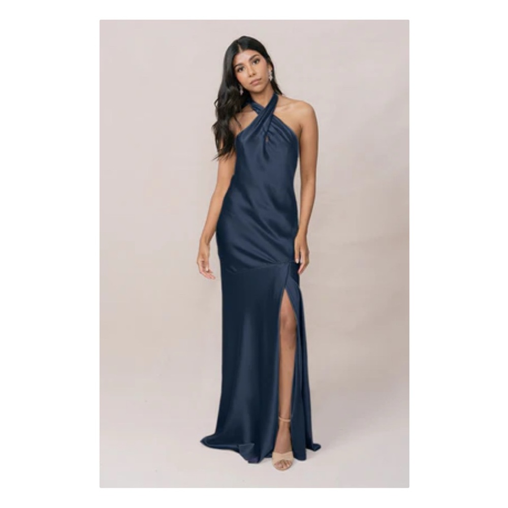 Elegant Navy Blue Halter Maxi Dress